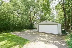 1036-1038 Emma Ave, Akron, OH 44313 - Photo 13