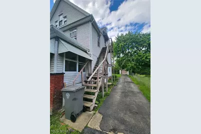 160 W Laclede Avenue, Youngstown, OH 44507 - Photo 3