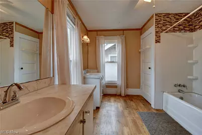 442 Main Street W, Beach City, OH 44608 - Photo 17
