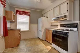 442 Main St W, Beach City, OH 44608 - Photo 9