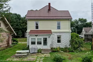 442 Main St W, Beach City, OH 44608 - Photo 31