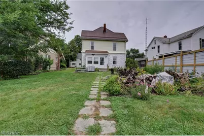 442 Main Street W, Beach City, OH 44608 - Photo 33