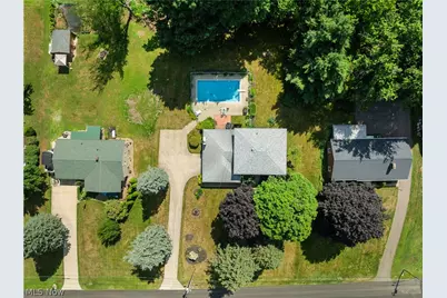 5740 Lake Cable Avenue NW, Canton, OH 44718 - Photo 7