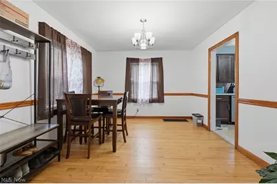 369 E 46th Street, Lorain, OH 44052 - Photo 9