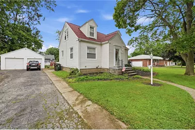 369 E 46th Street, Lorain, OH 44052 - Photo 27