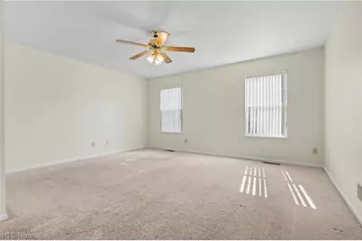 3196 Mariners Island Drive NW, Canton, OH 44708 - Photo 11