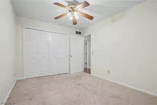 3196 Mariners Island Dr NW, Canton, OH 44708 - Photo 13