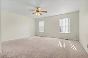 3196 Mariners Island Dr NW, Canton, OH 44708 - Photo 11