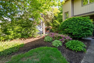 322 Great Oaks Trail, Wadsworth, OH 44281 - Photo 5