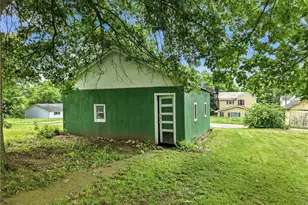 238 W High St, Lisbon, OH 44432 - Photo 21