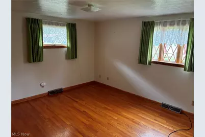 2317 Miller Ave, Belpre, OH 45714 - Photo 9