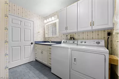 2151 Beach Drive, Akron, OH 44312 - Photo 23