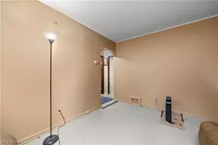 7800 Denison Ave, Loveland, OH 44102 - Photo 5