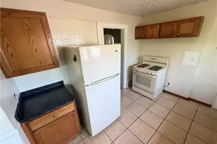 918 Frederick Blvd, Akron, OH 44320 - Photo 15