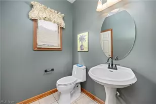 5317 Middlebury Ct, Sheffield Village, OH 44054 - Photo 7
