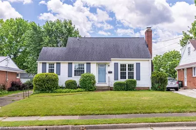 224 Summit Street SE, North Canton, OH 44720 - Photo 1