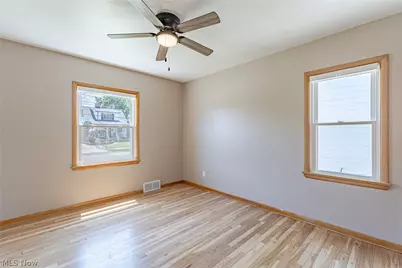 12408 Sprecher Avenue, Loveland, OH 44135 - Photo 9