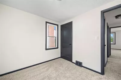 46175 Middle Ridge Road, Amherst, OH 44001 - Photo 25
