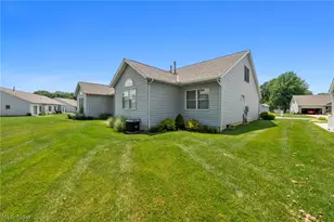 126 Augusta Dr, Elyria, OH 44035 - Photo 7