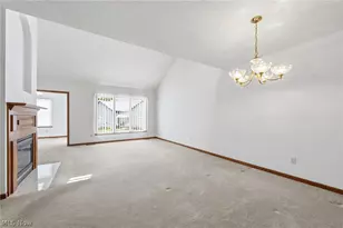126 Augusta Dr, Elyria, OH 44035 - Photo 15