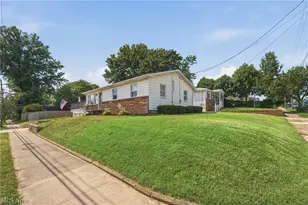 1935 Quayle Dr, Akron, OH 44312 - Photo 35