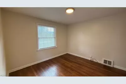 2042 13th Street, Cuyahoga Falls, OH 44223 - Photo 25