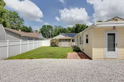 349 Stanford Street, Akron, OH 44314 - Photo 17