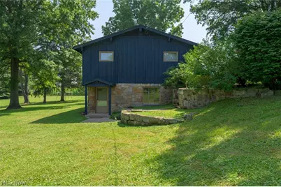 2072 Hartville Road, Mogadore, OH 44260 - Photo 31