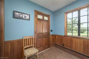2072 Hartville Rd, Mogadore, OH 44260 - Photo 15