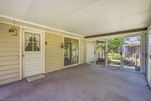 2171 Garden Dr, Wickliffe, OH 44092 - Photo 15