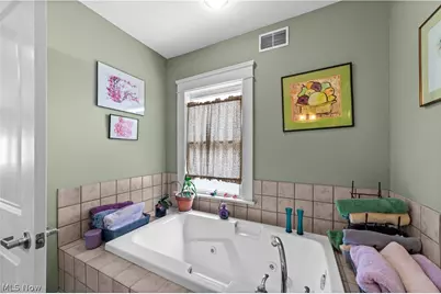 1483 E 105th Street, Loveland, OH 44106 - Photo 23