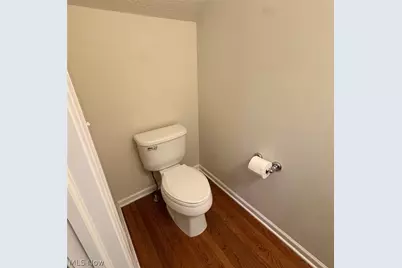 393 Caleb Drive, Akron, OH 44321 - Photo 9