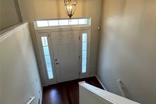 393 Caleb Dr, Akron, OH 44321 - Photo 3