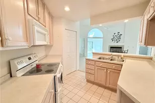 4084 St Andrews Ct, Canfield, OH 44406 - Photo 9