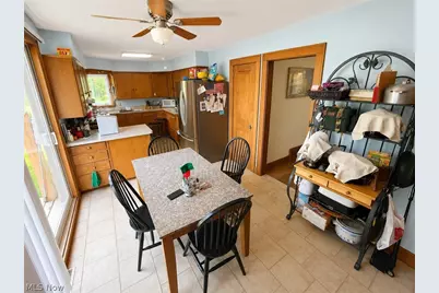 17835 Chillicothe, Chagrin Falls, OH 44023 - Photo 3