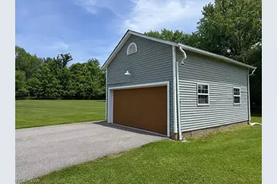 17835 Chillicothe, Chagrin Falls, OH 44023 - Photo 13