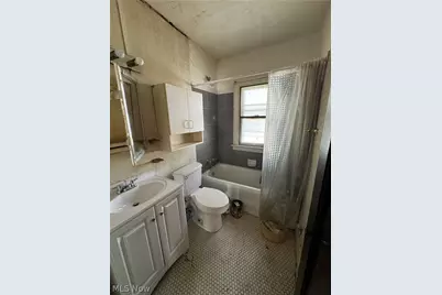 9426 Dickens Avenue, Loveland, OH 44104 - Photo 15