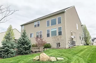 3696 Kenway Blvd, Uniontown, OH 44685 - Photo 35