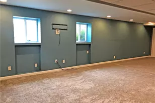 3696 Kenway Blvd, Uniontown, OH 44685 - Photo 29