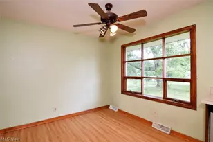 235 Lowrie Blvd, Northfield, OH 44067 - Photo 11