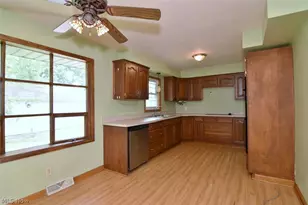 235 Lowrie Blvd, Northfield, OH 44067 - Photo 7