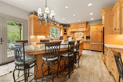 255 Cara Place, Wintersville, OH 43953 - Photo 9