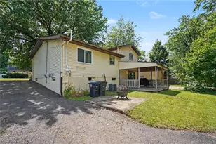 684 Cliffside Dr, Akron, OH 44313 - Photo 31