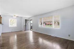 2849 Hudson Dr, Cuyahoga Falls, OH 44221 - Photo 9