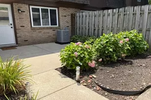 6400 Center St, Mentor, OH 44060 - Photo 3