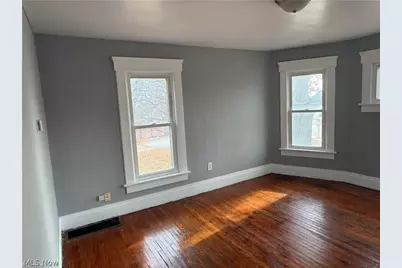 699 W Exchange Street, Akron, OH 44302 - Photo 5