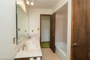 2421 Fairview Rd, Uniontown, OH 44685 - Photo 23