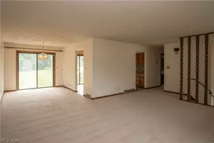2421 Fairview Rd, Uniontown, OH 44685 - Photo 5