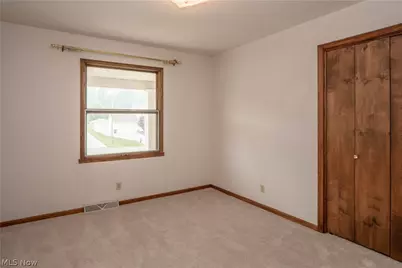 2421 Fairview Road, Uniontown, OH 44685 - Photo 17