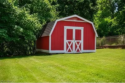 2421 Fairview Road, Uniontown, OH 44685 - Photo 43